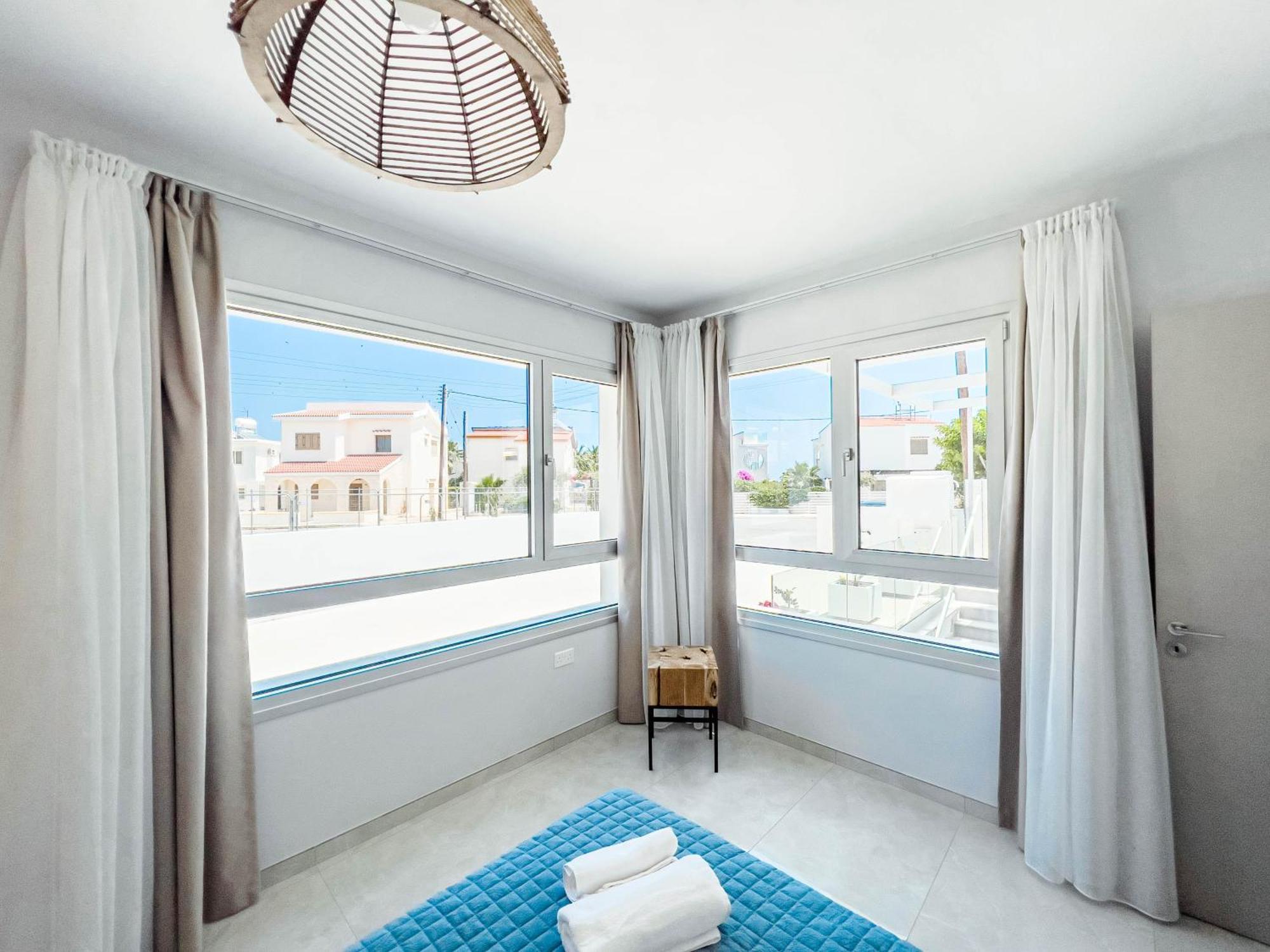 Geo Panoramic Villa +Pool +Game Room +Gym Protaras Luaran gambar