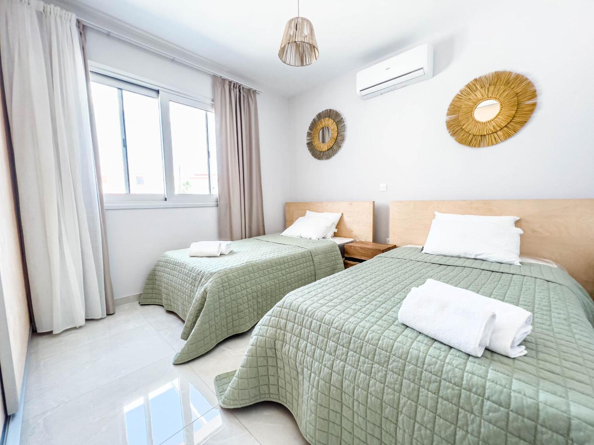 Geo Panoramic Villa +Pool +Game Room +Gym Protaras Luaran gambar
